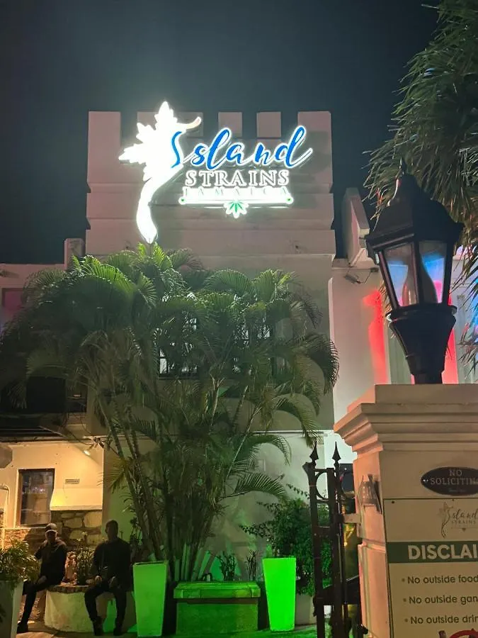 Lodge Victory Luxury Apartments Montego Bay